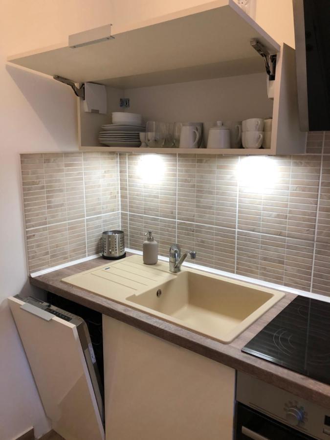 Apartment Hugo บาด ไคลน์เคิร์ชไฮม์ ภายนอก รูปภาพ